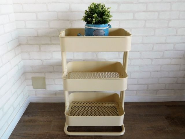 キャスター付きワゴン