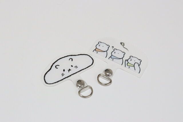 ダイソー ストラップホールシート2P デザイン