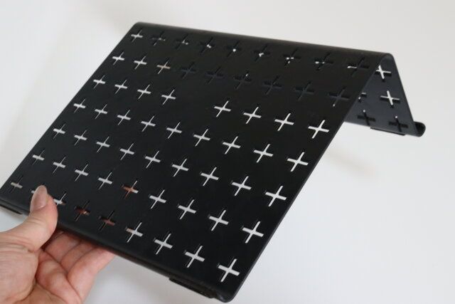 タブレットスタンド（滑り止め付） 角度調整不可