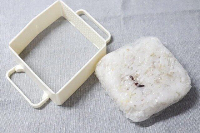 ダイソーのらくらくラップご飯2