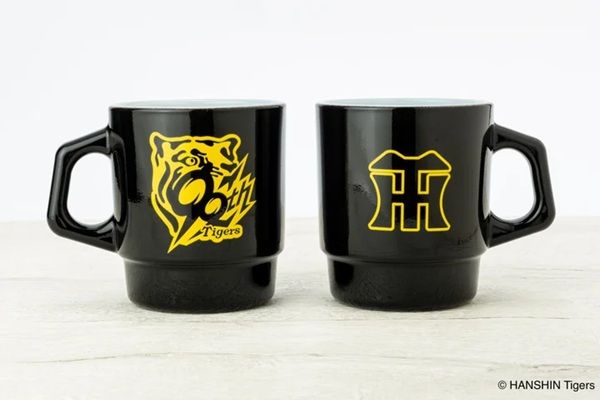 阪神タイガースの球団創設90周年を記念した、Fire-Kingのスタッキングマグが登場！