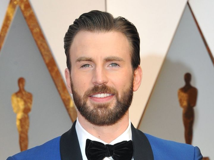 キャプテン・アメリカがパパに！ クリス・エヴァンスと妻アルバ・バチスタに第一子誕生 （C）AFLO width=