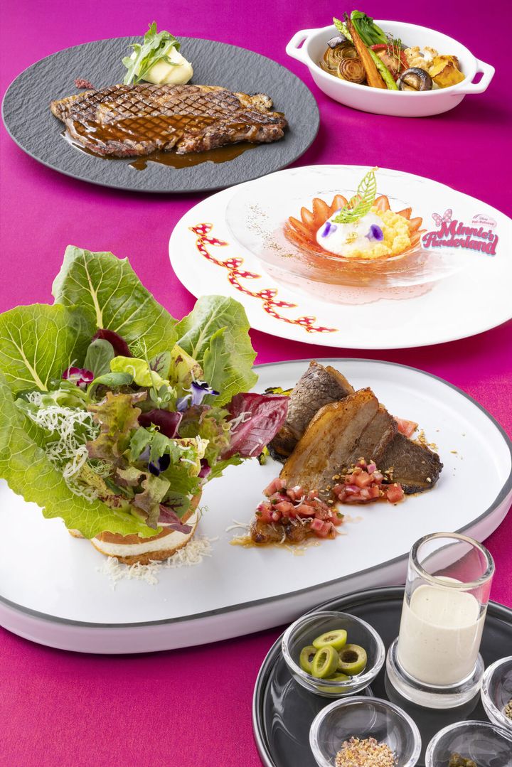 「エンパイア・グリル」ディズニー・パルパルーザ“ミニーのファンダーランド”エンパイア・グリル・シグネチャーディナー