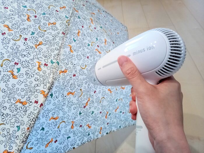 水を弾きにくくなった傘を「復活」させる方法。家にあるモノで簡単によみがえりますよ♪