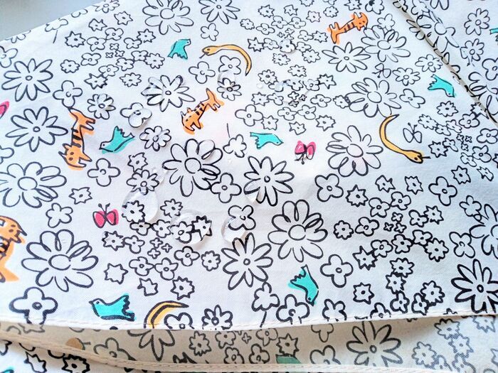 水を弾きにくくなった傘を「復活」させる方法。家にあるモノで簡単によみがえりますよ♪