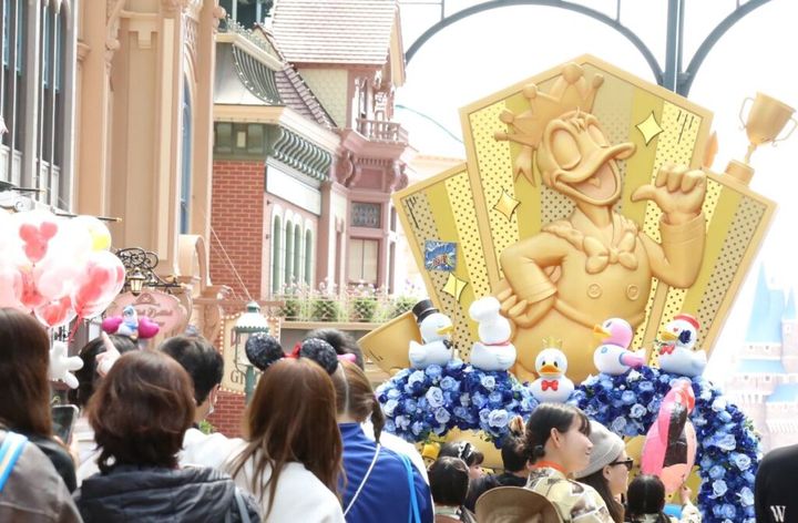 東京ディズニーリゾートは30日、2026年1月～3月に東京ディズニーランドと東京ディズニーシーで開催される新イベント情報を発表しました。