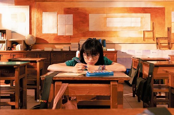 『ひとつの机、ふたつの制服』Renaissance Films Limited Ⓒ2024 All Rights Reserved.