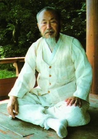 伝統製法で作られる「仁山竹塩」の日本販売開始！形状は顆粒またはパウダーの2種類