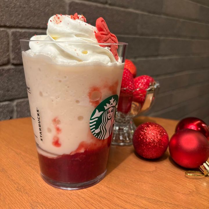 ストロベリー＆ジョイフルメドレー ティー フラペチーノ®