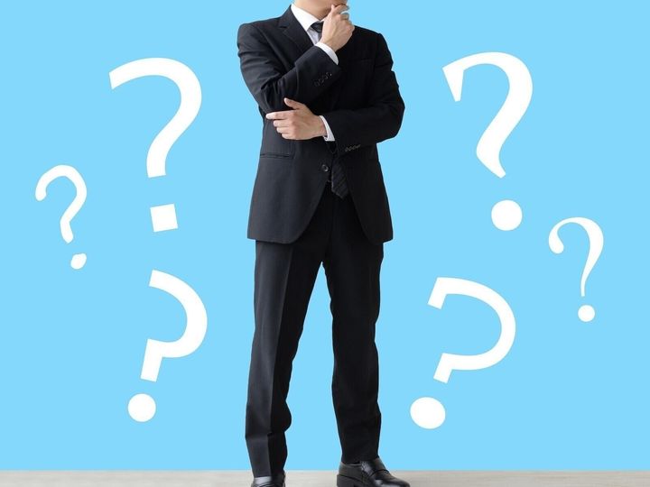 カタカナ語を使いたがる上司に困っているという30歳女性。思い込みで間違った使い方をするため、意思疎通を図るのが難しい。取引先に誤解をされたこともある。仕事の場では、カタカナ語の使用には気を付けた方がいいようだ。※サムネイル画像：PIXTA