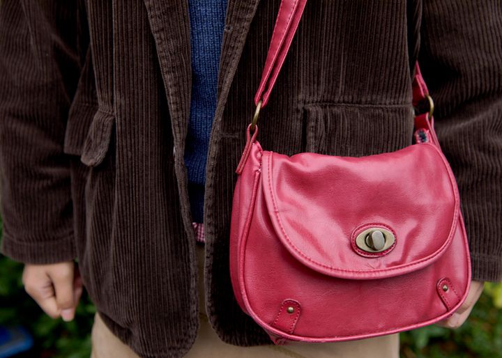 ジャケットでカジュアルを引き締めて“きちんと感”をプラス【ファッジウィークエンド ファッションスナップ】