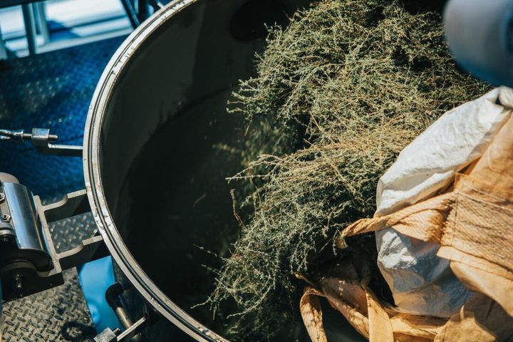 THREE精油蒸留所