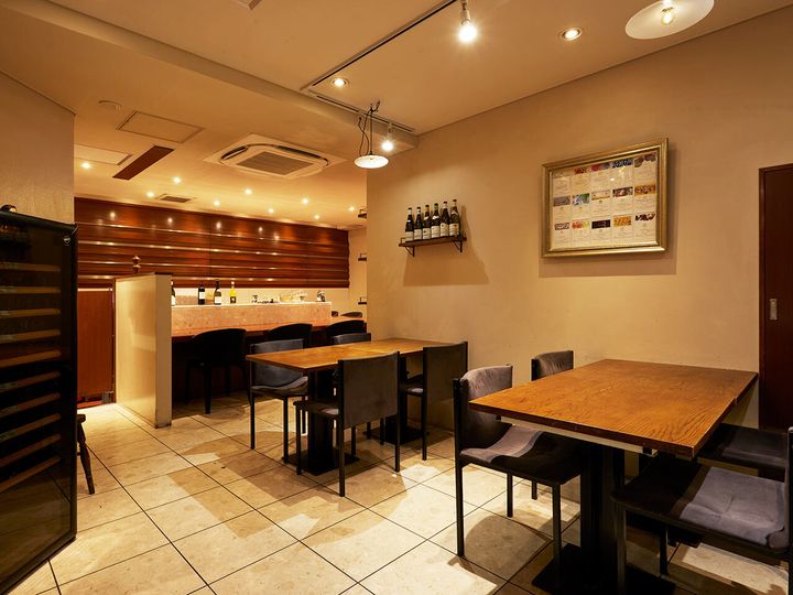 渋谷『Bistrot Bar a vin Kodama』の内観