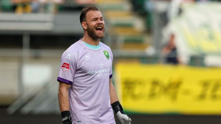 「日本では指導者に何も言えない…」J2で戦う35歳GKが語る、ヨーロッパとは違う文化の壁