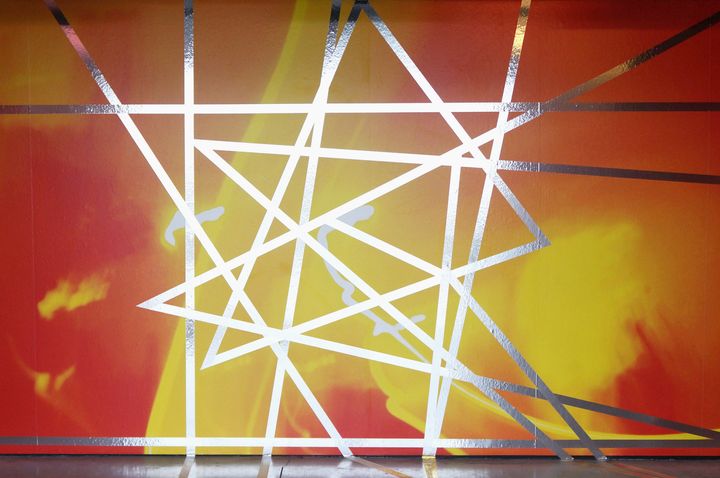 Élodie Lesourd | Synopsie (blackSheart) | 2019 | Print on paper, aluminium tape on paper and on floor | In Situ ©Élodie Lesourd