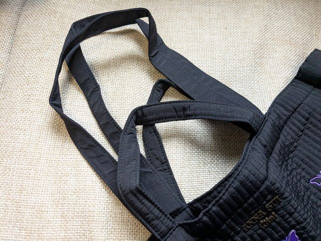 ANNASUI刺繍トートバッグ持ち手