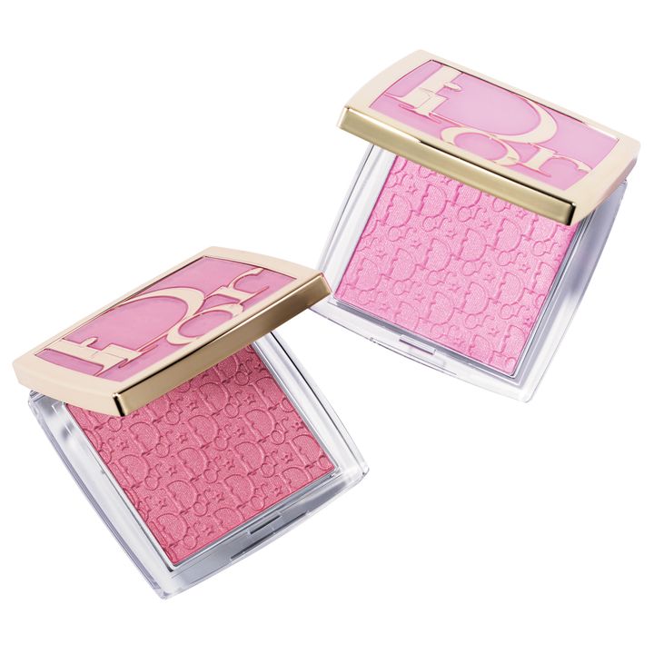 バックステージ ロージー グロウ 左から：850、810