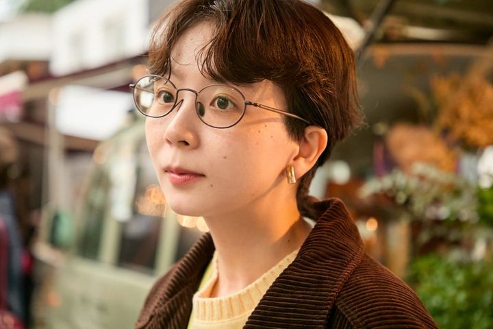 古着をおしゃれに着こなすコツは？自分の似合うサイズ感や色味を吟味して【ファッジウィークエンド ファッションスナップ】