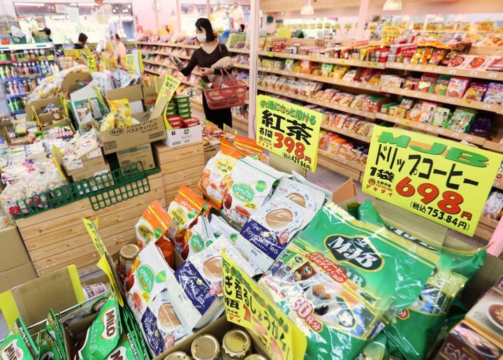 「え、食べ物にかかる消費税がゼロになるの?」