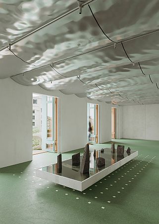 ガウディ建築「カサ・バトリョ」に現代アート専用ギャラリー誕生。2026年1月一般公開