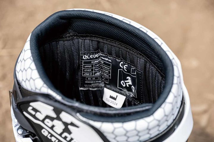 【Eleveit XレジェンドEVO オフロードブーツ】プロテクション性と軽さを両立【編集スタッフが本気で試す！みんなのテスト】