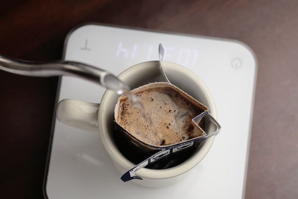 プロの1杯を再現！「しげとし珈琲」が抽出動画マニュアル付きドリップバッグ発売