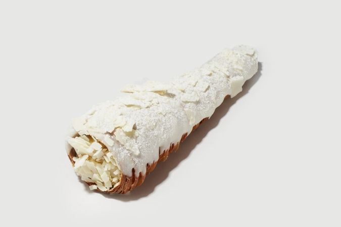 ブールアンジュ クロワッサンコロネホワイトチョコ