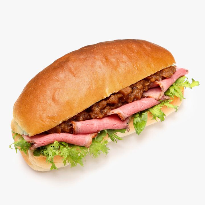 〈ローマイヤレストラン銀座店〉トリュフ香るローストビーフコッペ