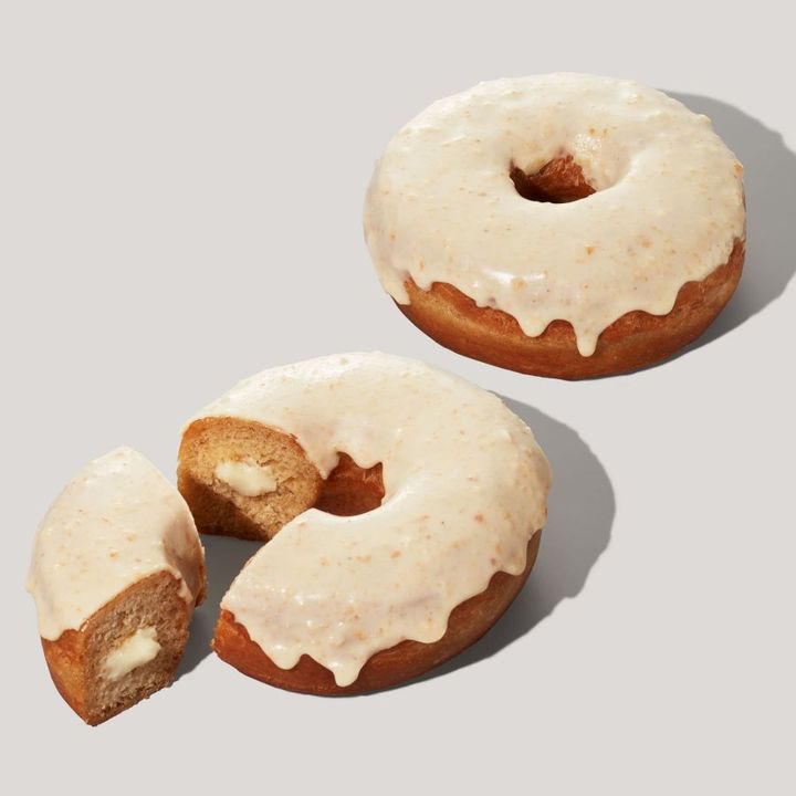 「ホワイトチョコマカダミアドーナツ」（再登場） 310円