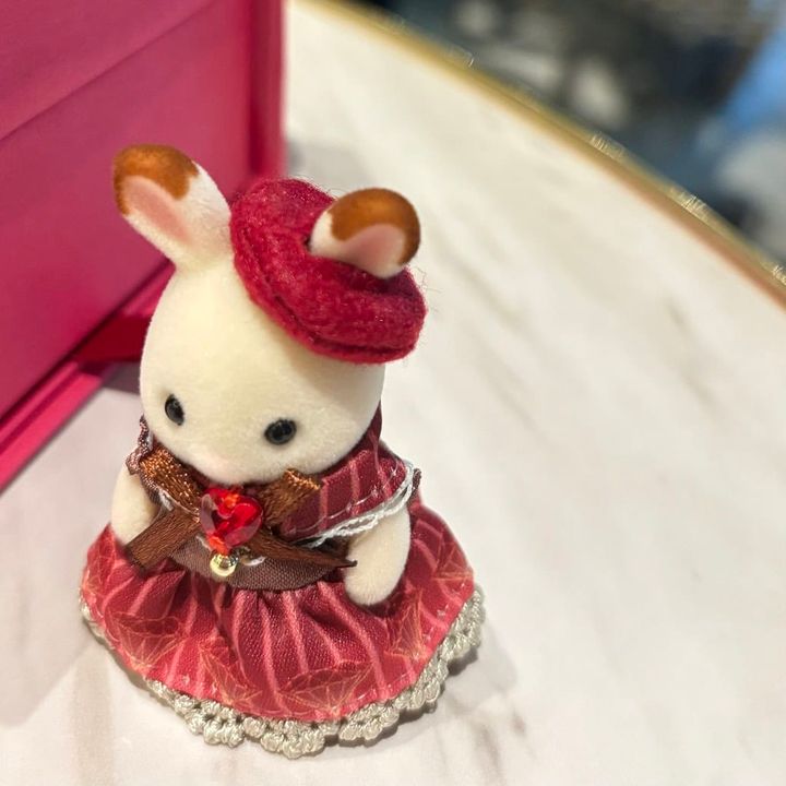 ショコラウサギの赤ちゃん - ダイヤモンドショコラ