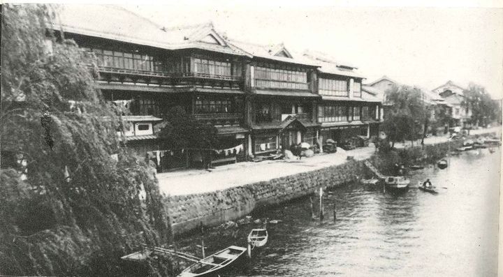 昭和に建て替えられた富田旅館