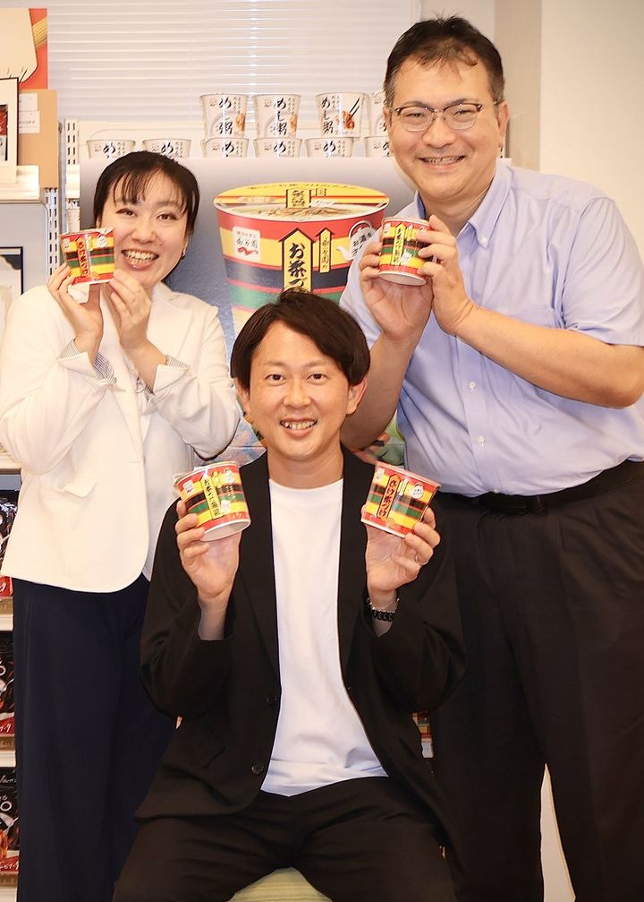 「永谷園社員は『お茶づけ愛』がとにかく強いんです」というマーケティング本部の3人