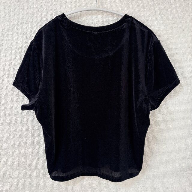 GU シアーベロアT BLACK 後ろ側