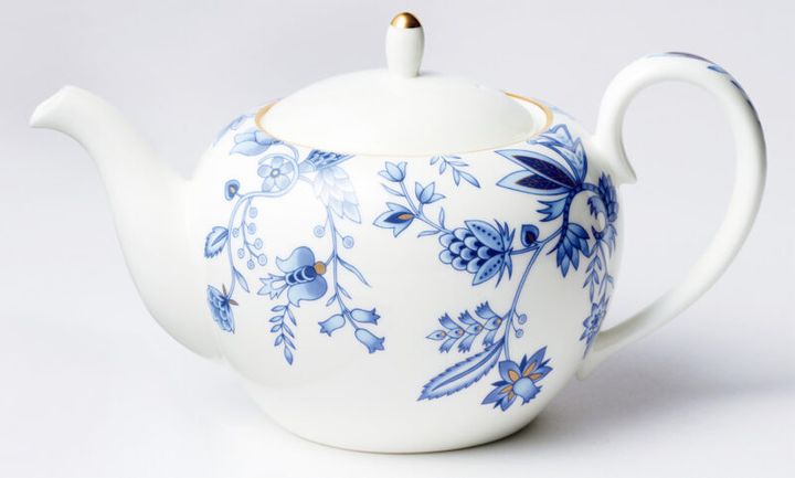 ティーポット［縦11. 4×直径10. 1㎝］¥13, 200／ノリタケ（ノリタケ食器）