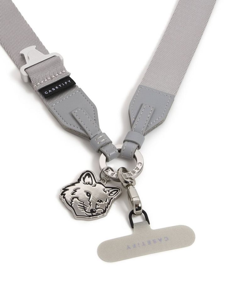 キツネチャーム付きクロスボディストラップ ¥9,240