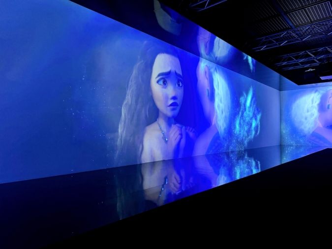 ディズニー・アニメーション・イマーシブ・エクスペリエンス スクリーン