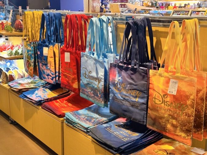 ディズニー・アニメーション・イマーシブ・エクスペリエンス バッグ