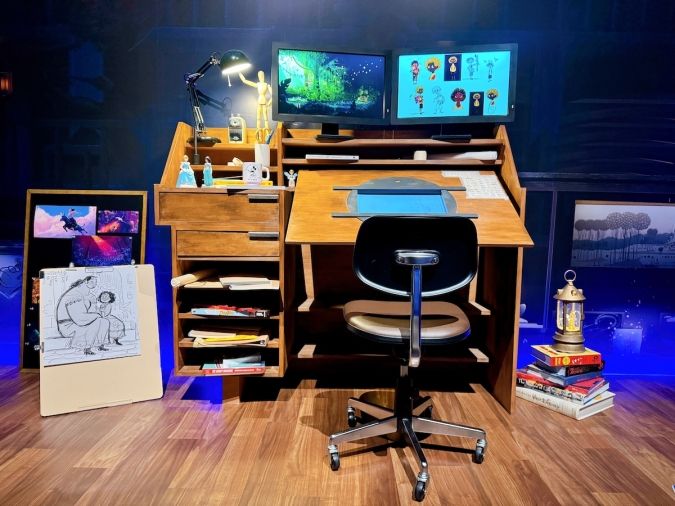 ディズニー・アニメーション・イマーシブ・エクスペリエンス アニメーターズデスク