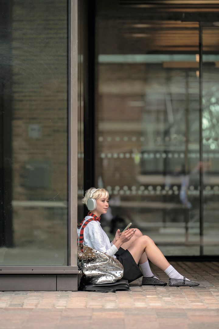 秋の代名詞”チェック柄”を取り入れたコーデが続々登場！【ロンドンガールの一週間コーデ】