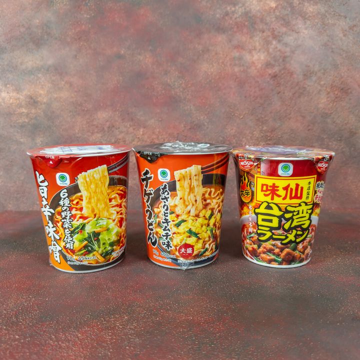 ファミリーマート「ファミマル あさりとキムチ味 チゲうどん」2