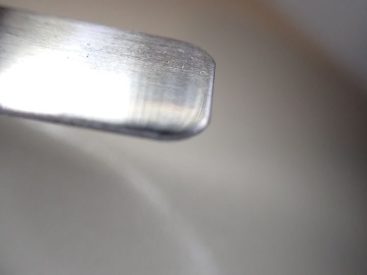 カリカリ落としの先端