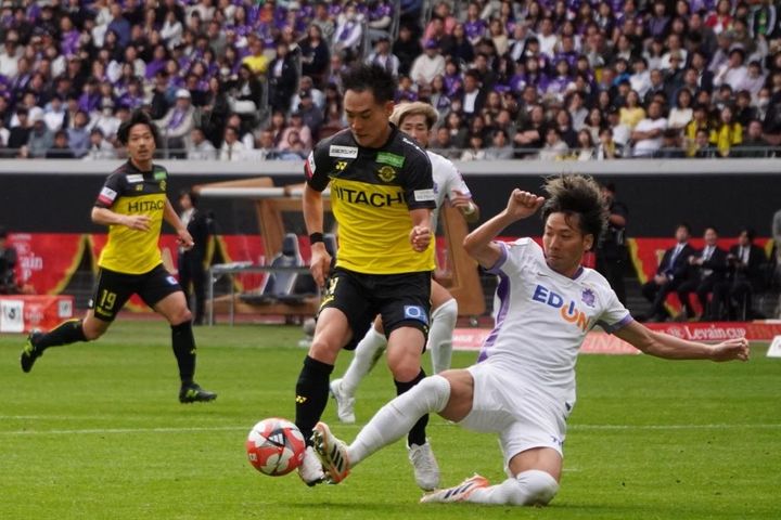 ルヴァン杯決勝でアシスト記録も目を赤くしたJ1柏レイソルMF小屋松知哉「僕自身の選手生命において…」