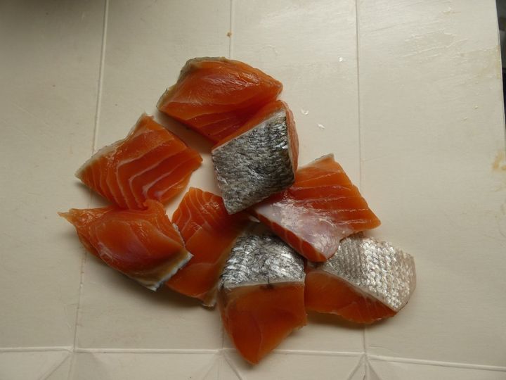 メイン材料2つ！「鮭とサツマイモのごまみそ焼き」