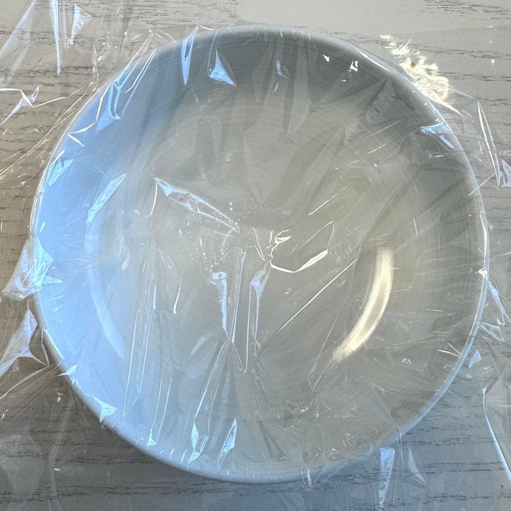 「ラップ」と「キッチンペーパー」で料理の節約になる…？「シミシミでおいしい」「マネする」「賢い！」