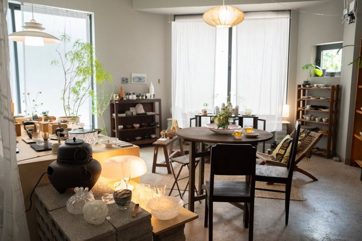 ベトナム・ホーチミン発のセレクトショップ「ohi ohi shop」の内観