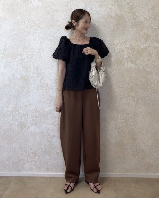 着回しコーデ③ドットブラウスで大人可愛いコーデ