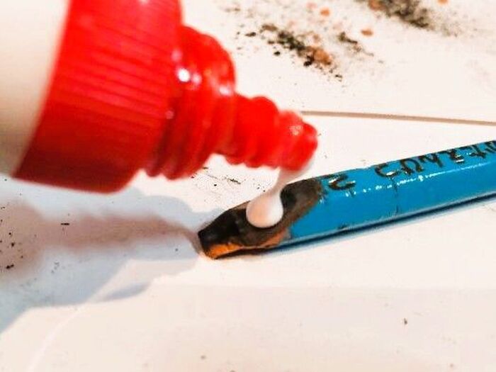 短くなった鉛筆を