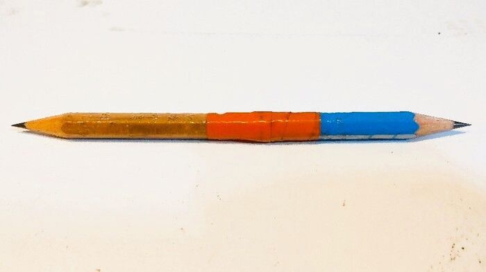 短くなった鉛筆を