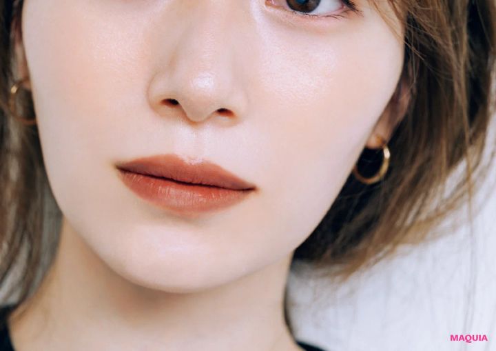 櫻坂46 守屋麗奈 おすすめブラウンリップ ジバンシイ ルージュ・ジバンシイ・ベルベット・マット N02を使ったメイク