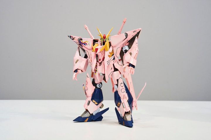LINKL PLANETの荒井芽依がビルドしたガンダム HGUC 1/144 Ξガンダム
